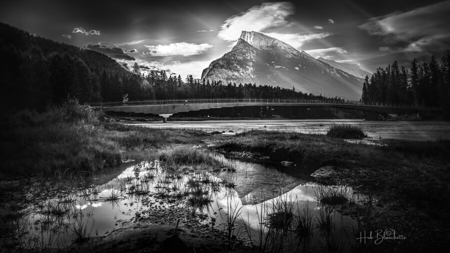 Mt Rundle Overlooking The Bow River In Banff Alberta Canada  Imprimer