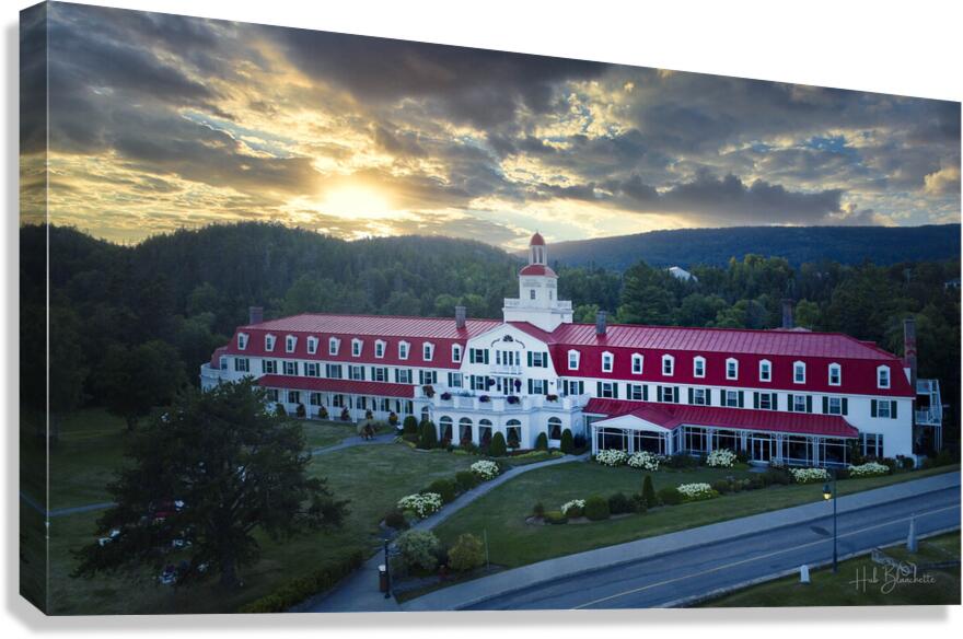 Hotel Tadoussac Tadoussac Quebec Canada Canvas Print